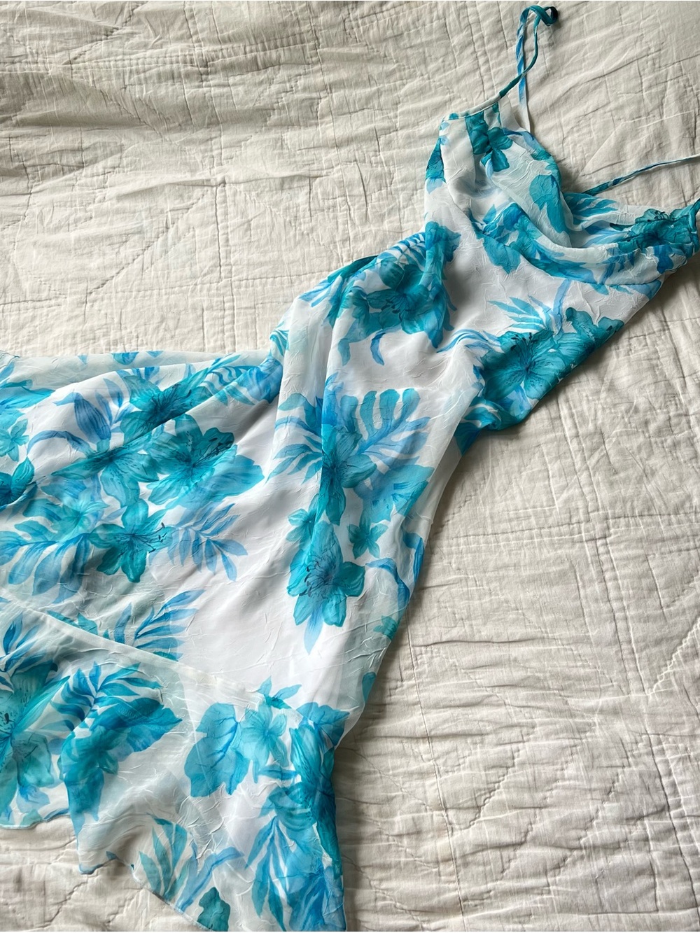 Gorgeous lightweight blue floral fairy dress